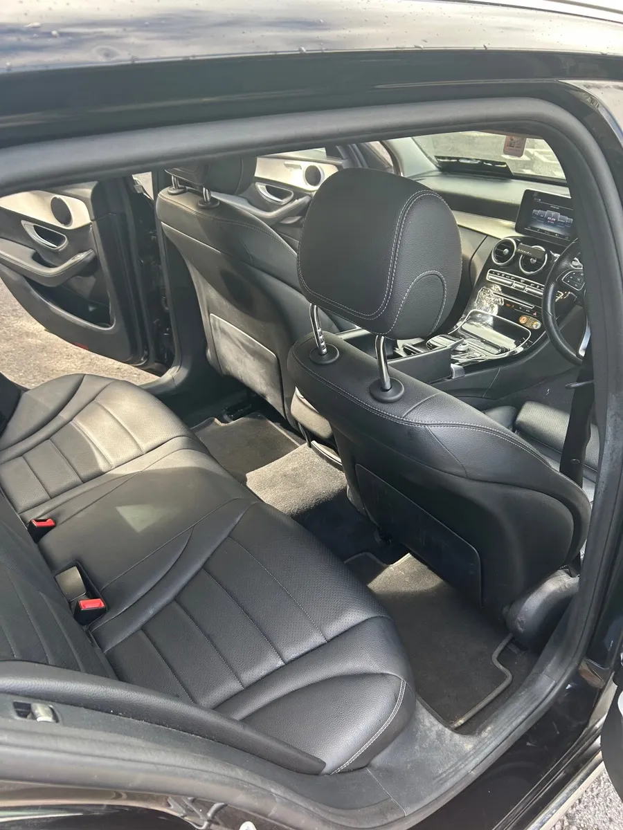 Mercedes-Benz C-Class 2015 - Image 3