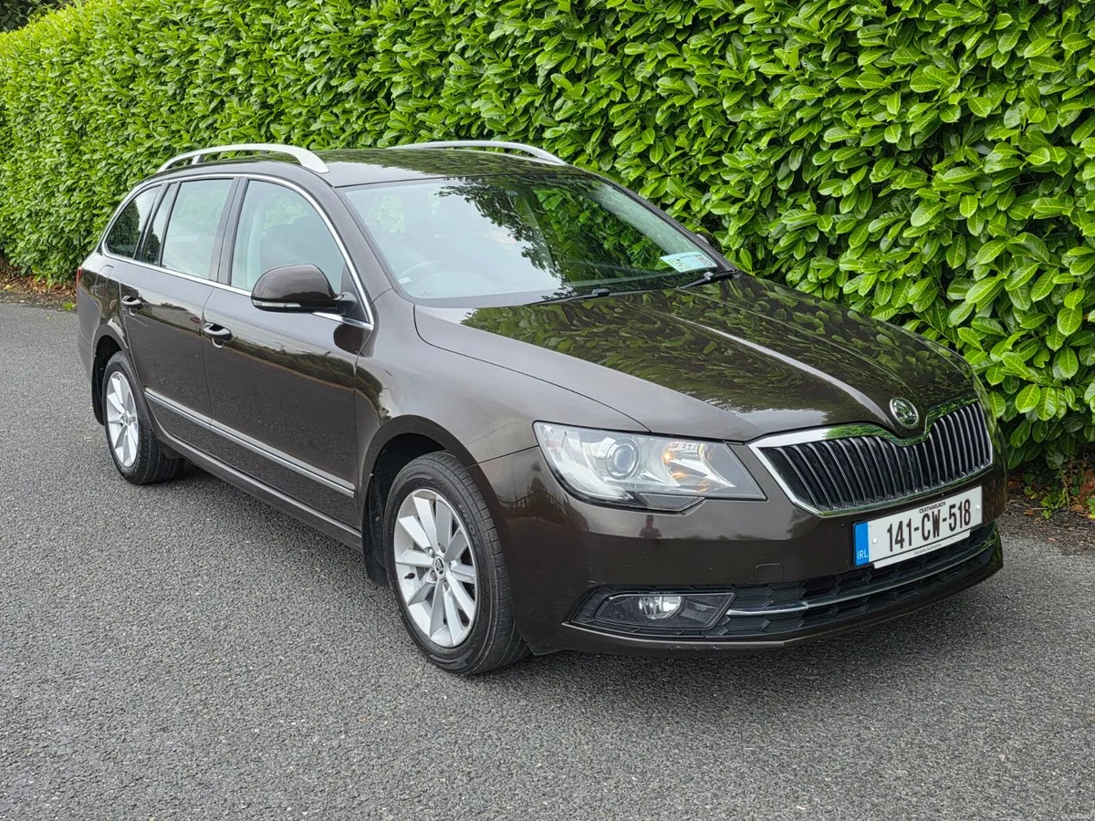 2014 Skoda Superb Combi 1.6 TDI Ambiente Estate - Image 4