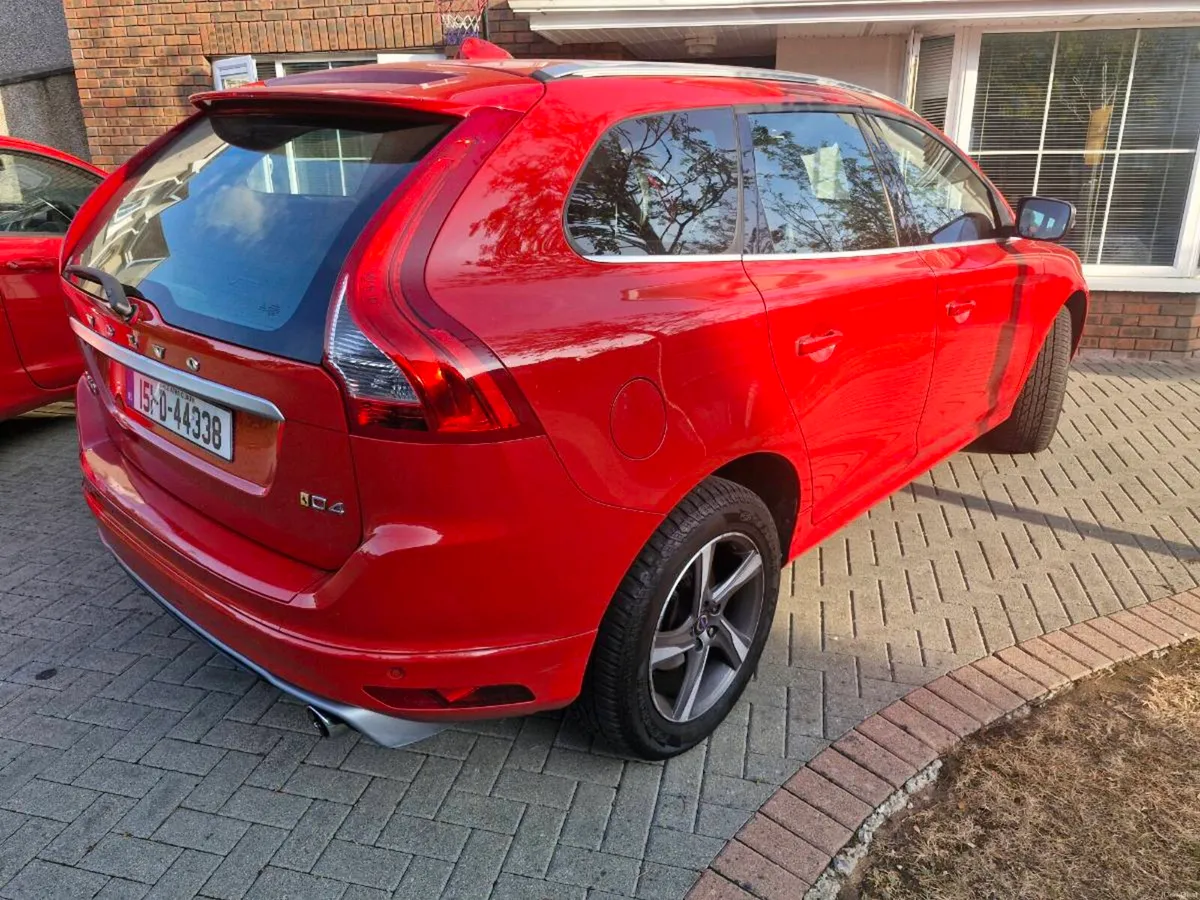 Volvo xc60 R design lux 2015 - Image 3
