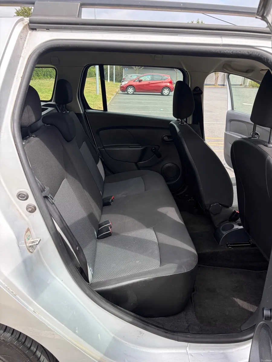Dacia Logan 2016 - Image 2