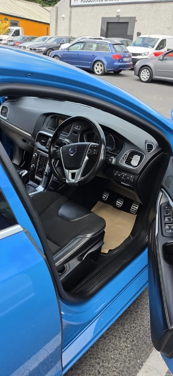 Volvo V40 2016 - Image 5