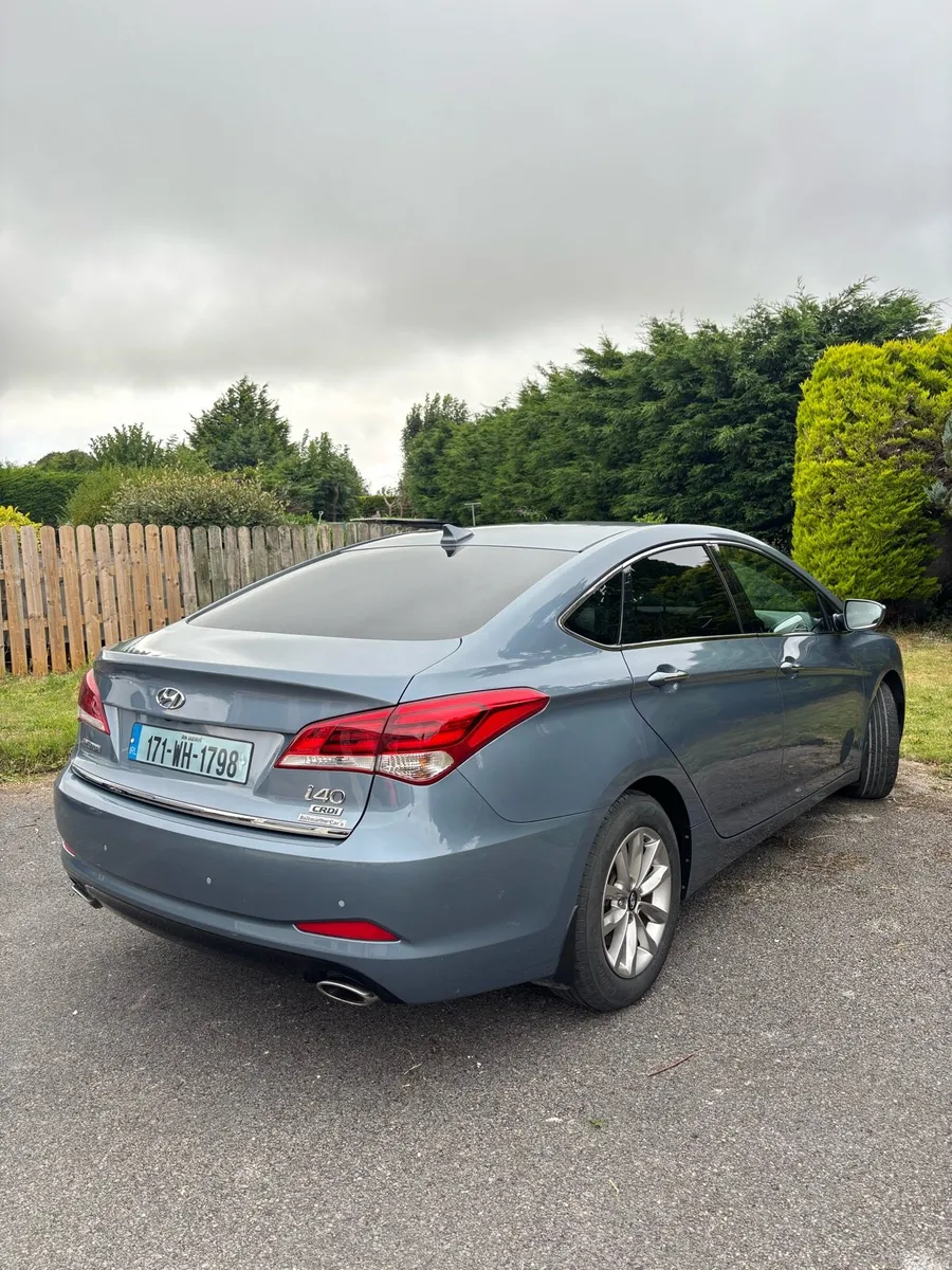 HYUNDAI i40 (Very Low Mileage) - Image 5