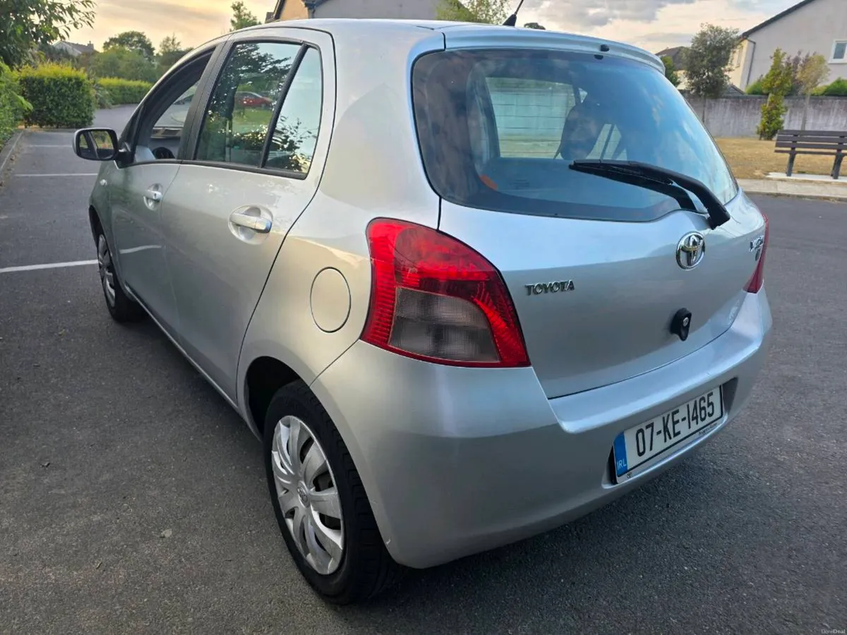 Toyota Yaris nct 5/27 tax 12/26 - Image 3