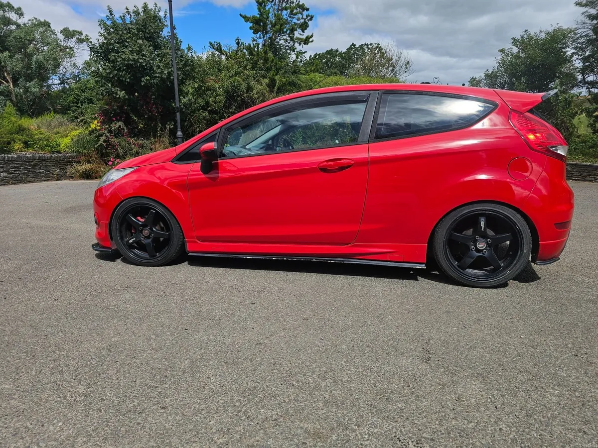 2009 Ford Fiesta Zetec-S 1.6 Ti-VCT (120PS) – Red - Image 4