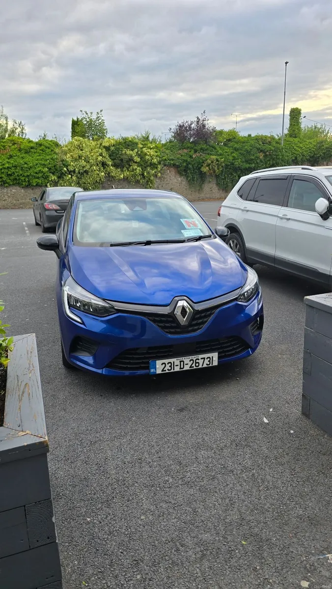 Renault Clio 2023 - Image 1