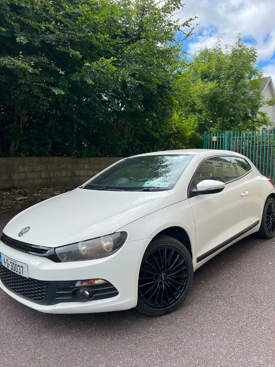 Volkswagen Scirocco 2011 - Image 1