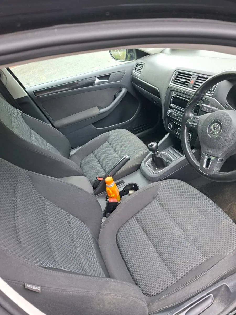 VW JETTA 2012 - Image 5