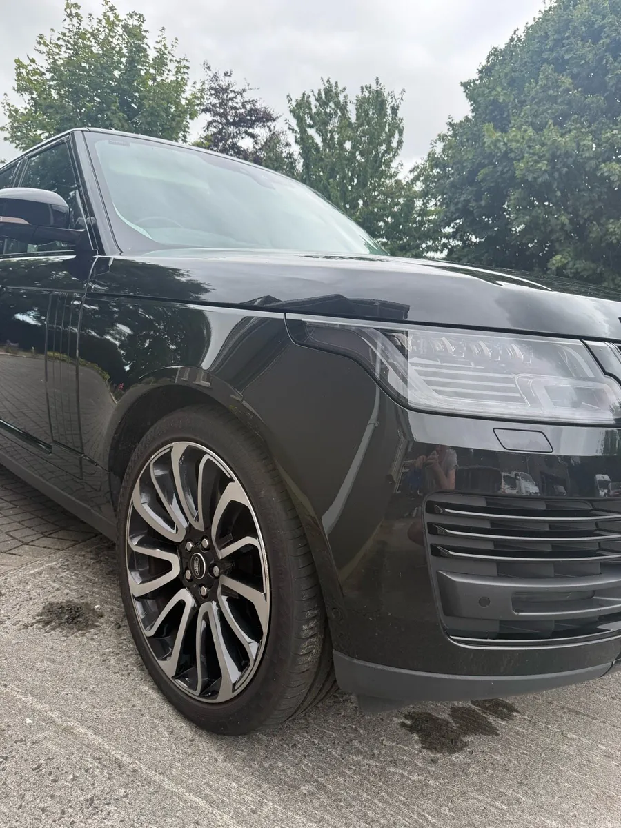 Range Rover Autobiography - Image 2