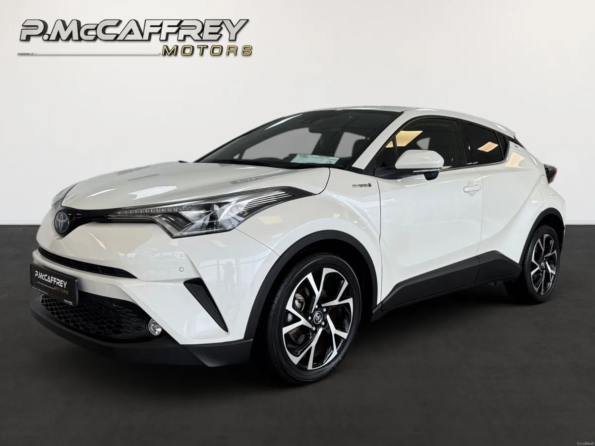 2017 Toyota C-HR Luna Sport Leather Reversing Came - Image 1
