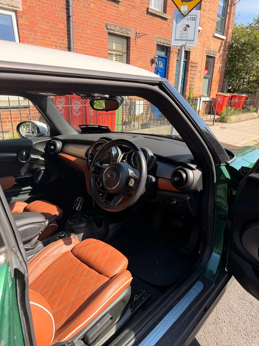 MINI HATCH EXCLUSIVE 2 2DR AUTO COOPER - Image 2