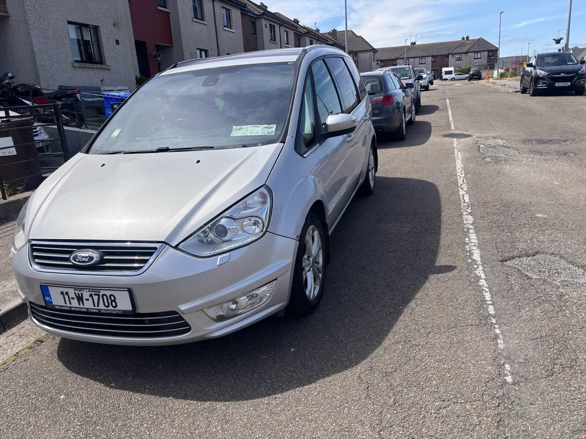 Ford galaxy top spec 7 seats - Image 2