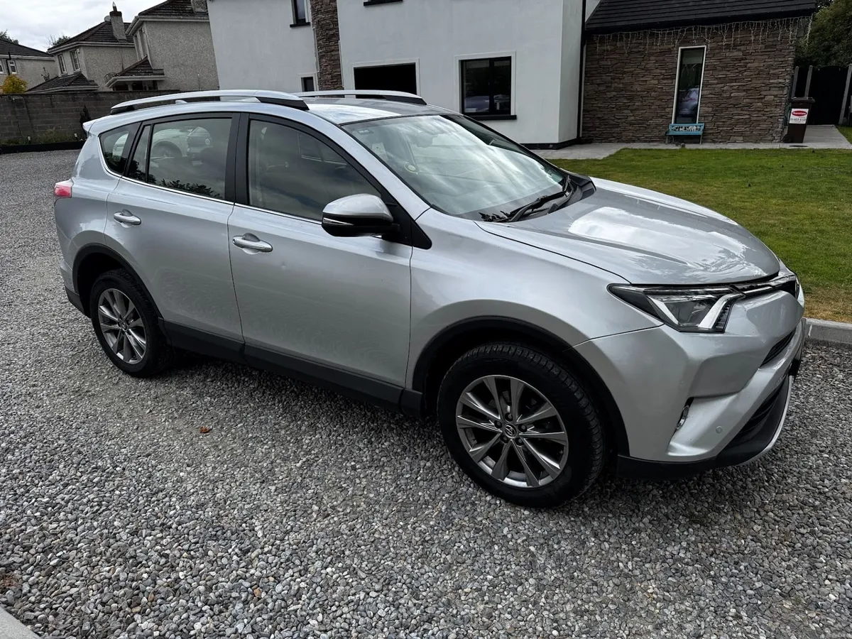 Toyota RAV4 Sol, 2016, Excellent condition - Image 3