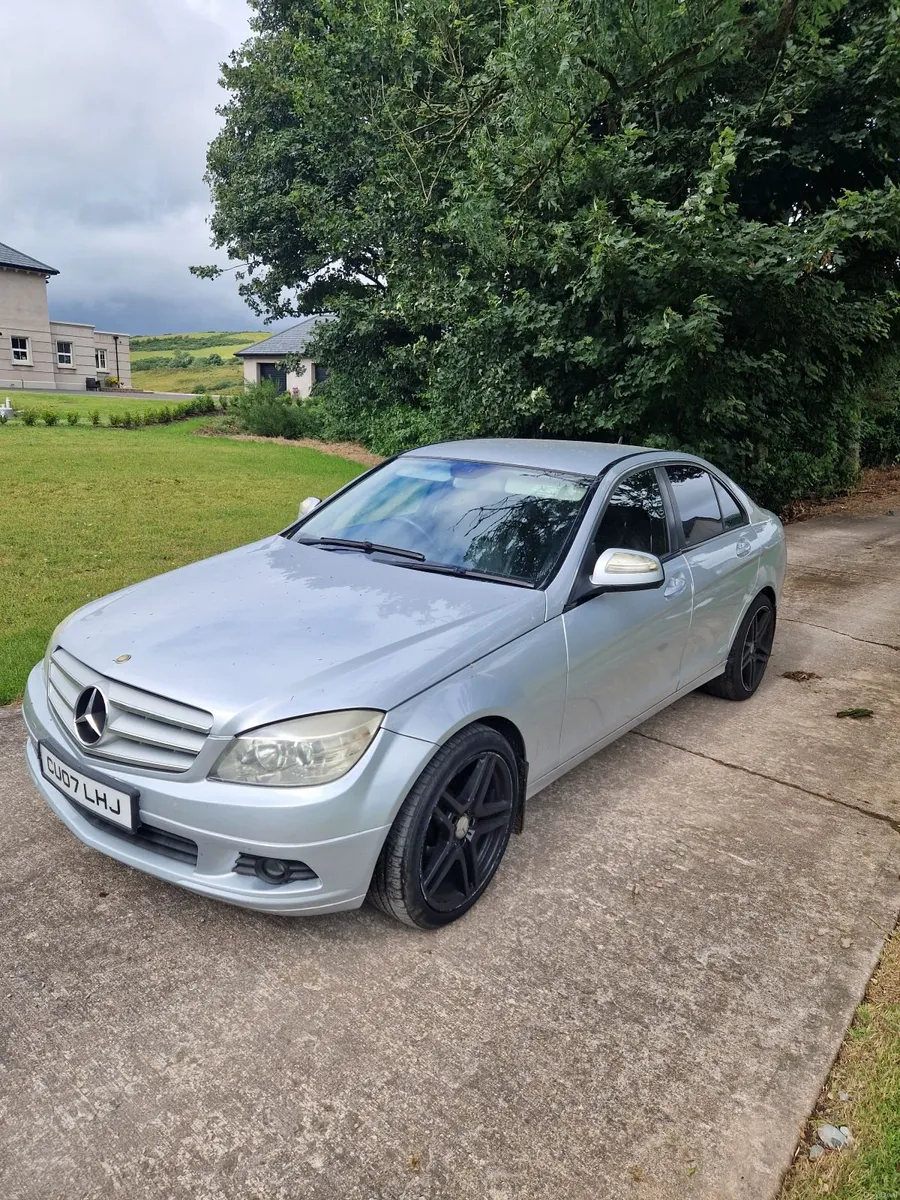 Mercedes-Benz C-Class 2007 - Image 5