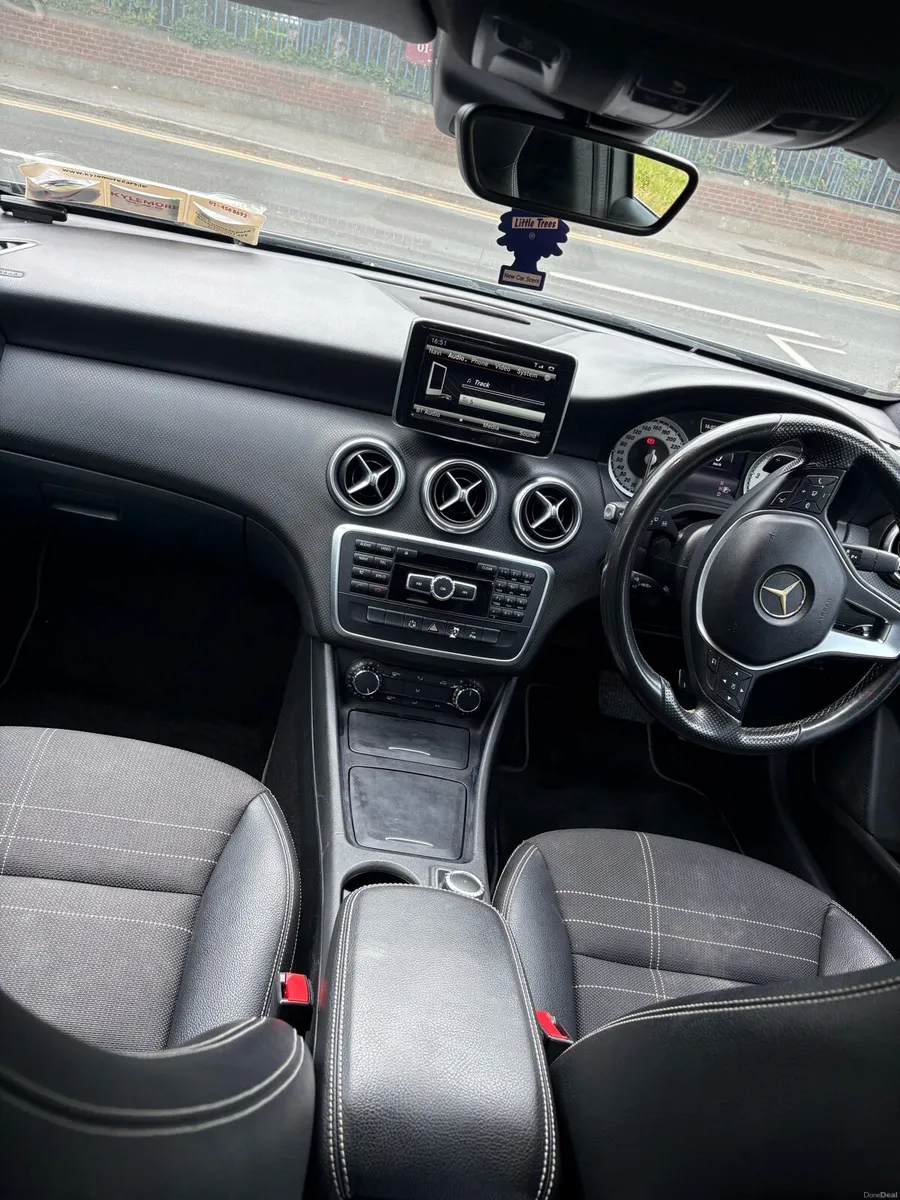 Mercedes A180 Automatic Low KM - Image 6