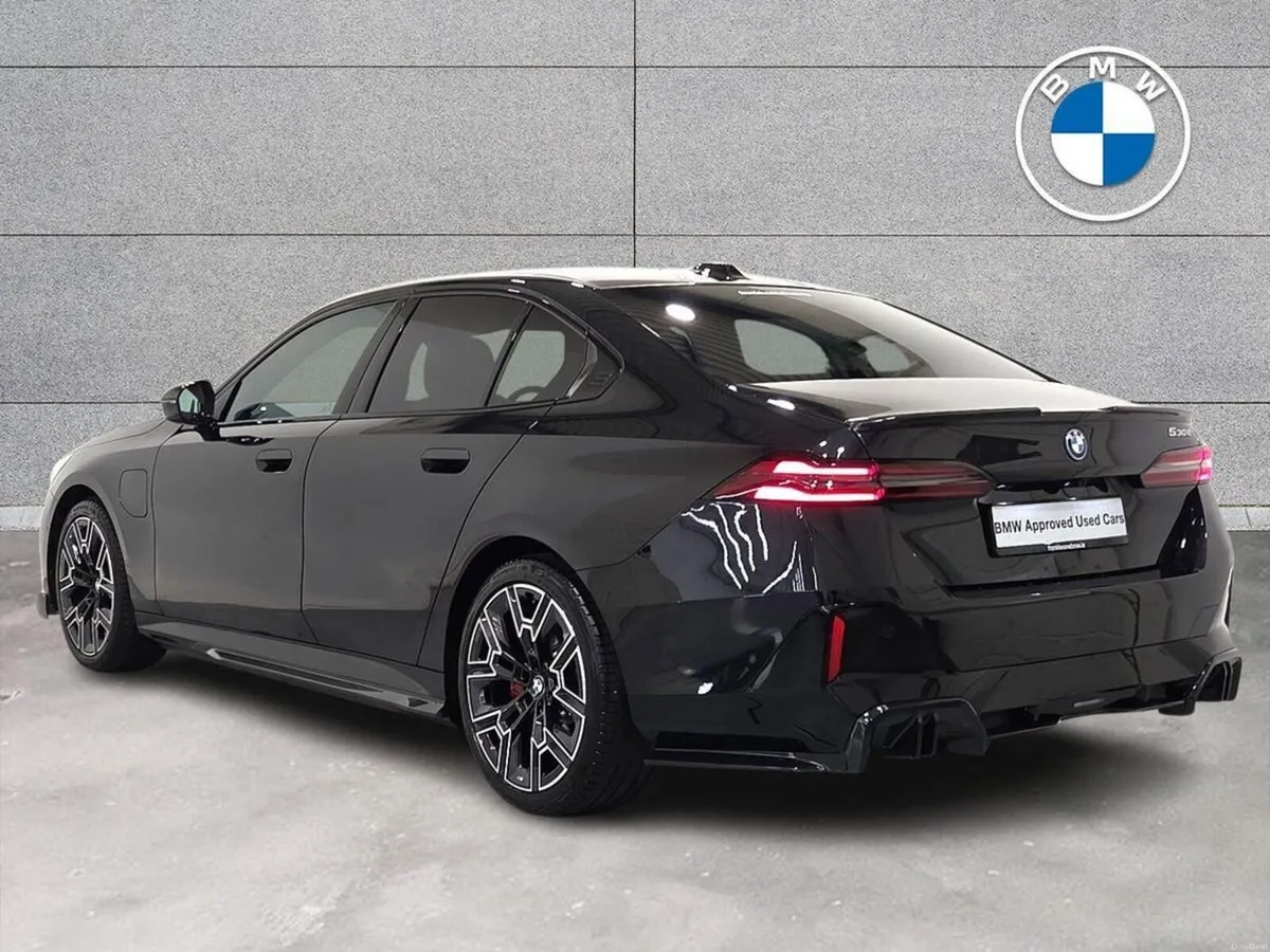 BMW 5-Series 530e M Sport Pro Saloon - Image 3