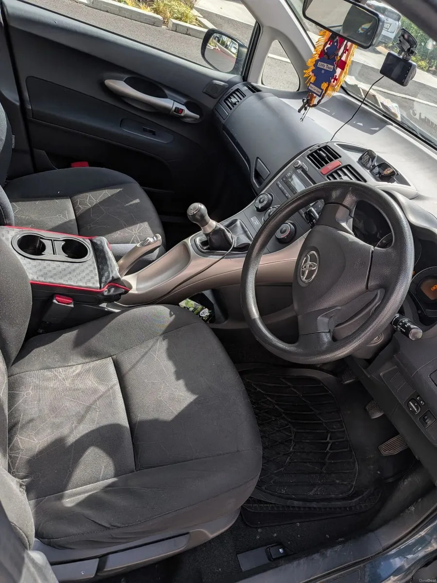 Toyota Auris 2007 - Image 4