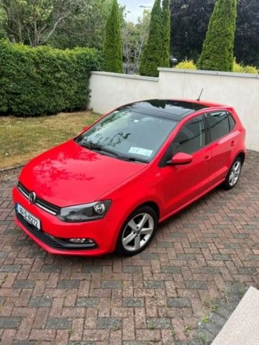 Red Volkswagen Polo 2016 - Image 1