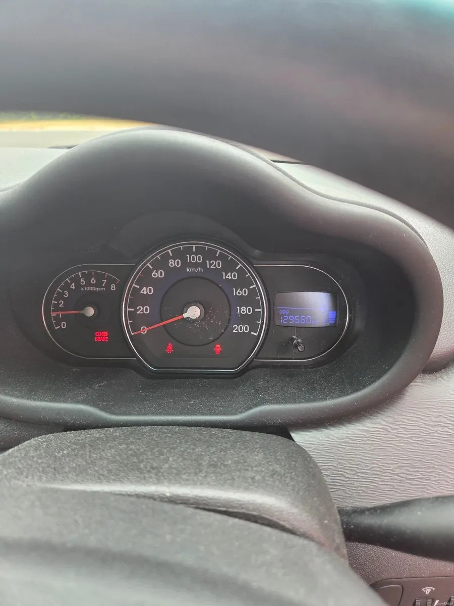 2012 Hyundai i10 Deluxe Plus - Image 2