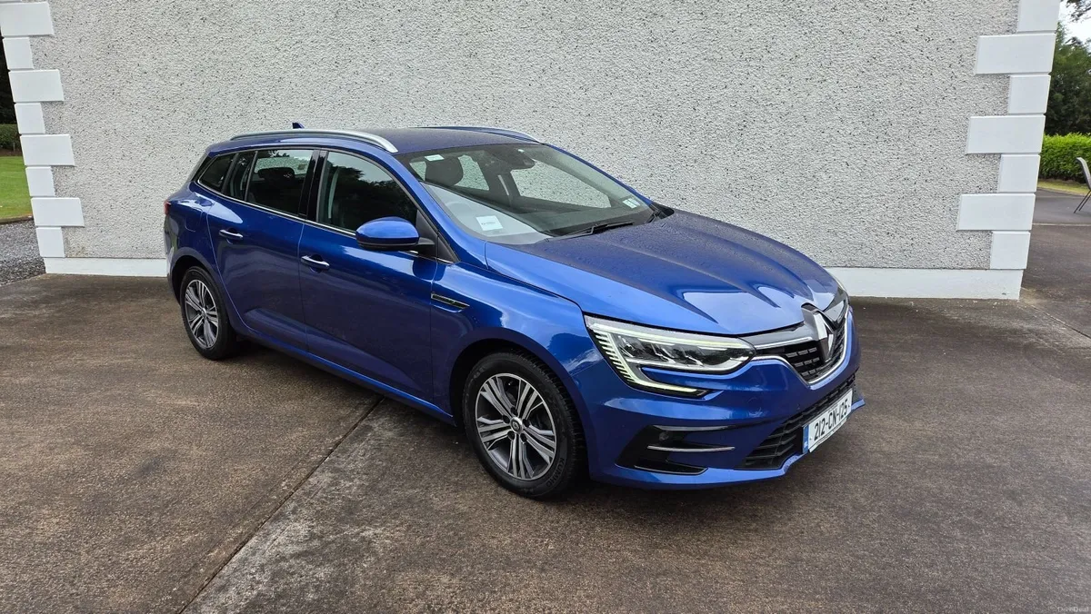 212 Renault Megane Iconic Phev Plug in Hybrid - Image 2