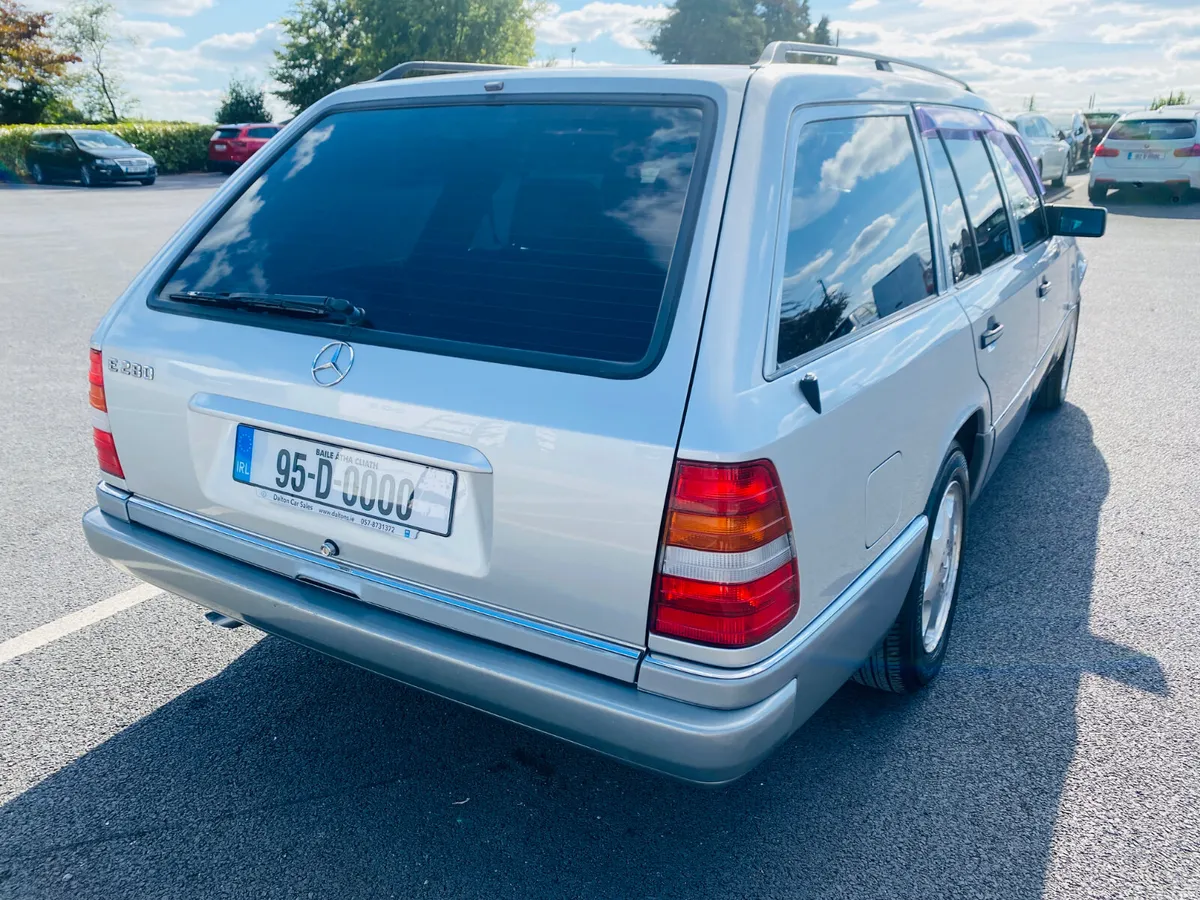 MERCEDES E280 ESTATE 7 SEATER AUTOMATIC 1995 - Image 5