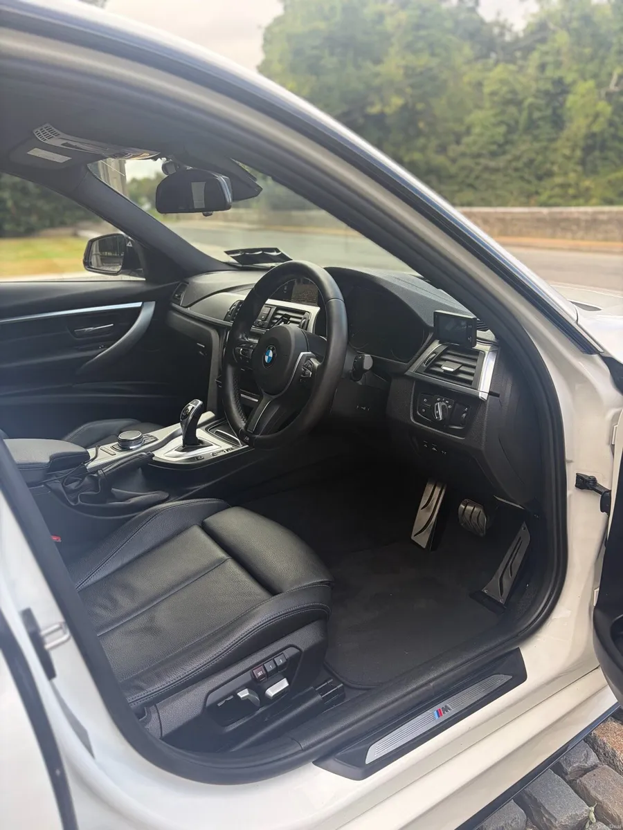 Bmw 320d - Image 6