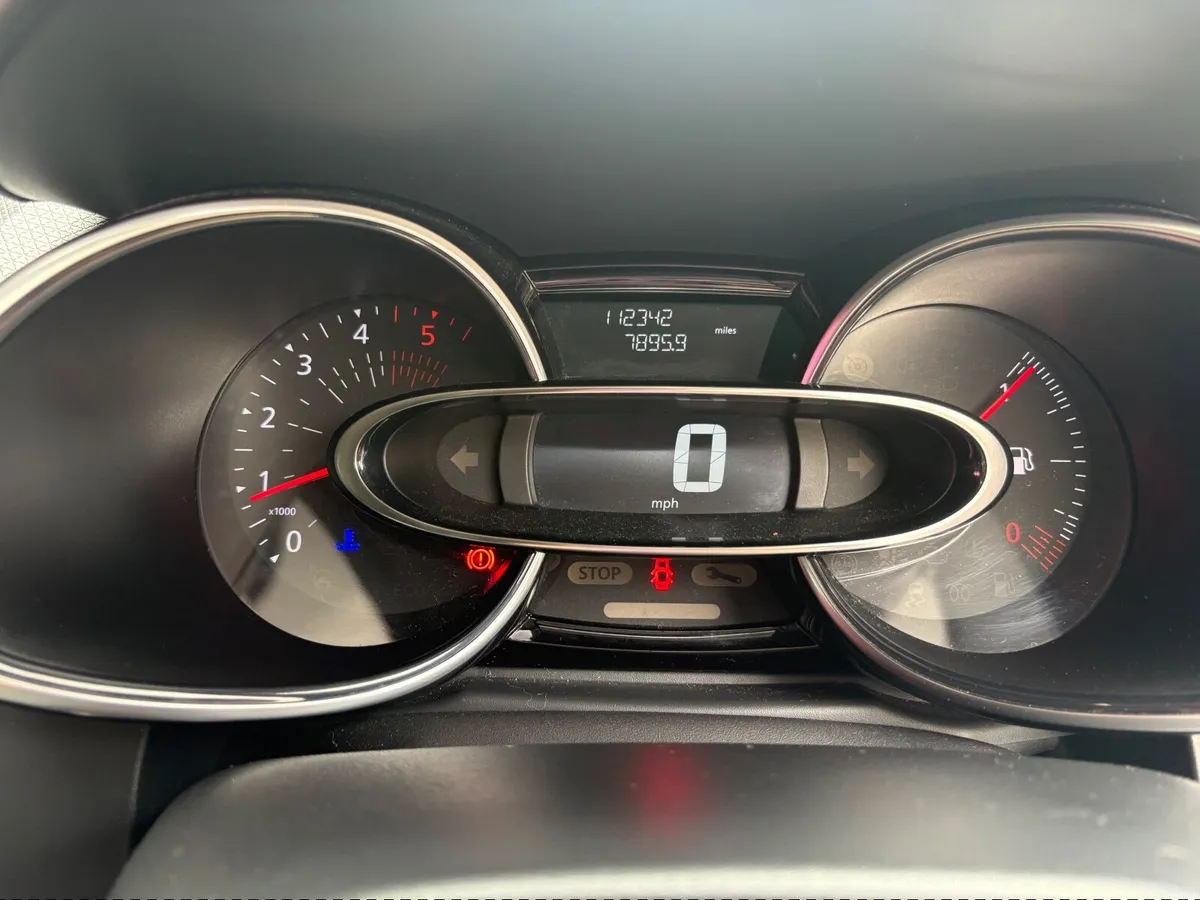 Renault Clio 2017 - Image 6