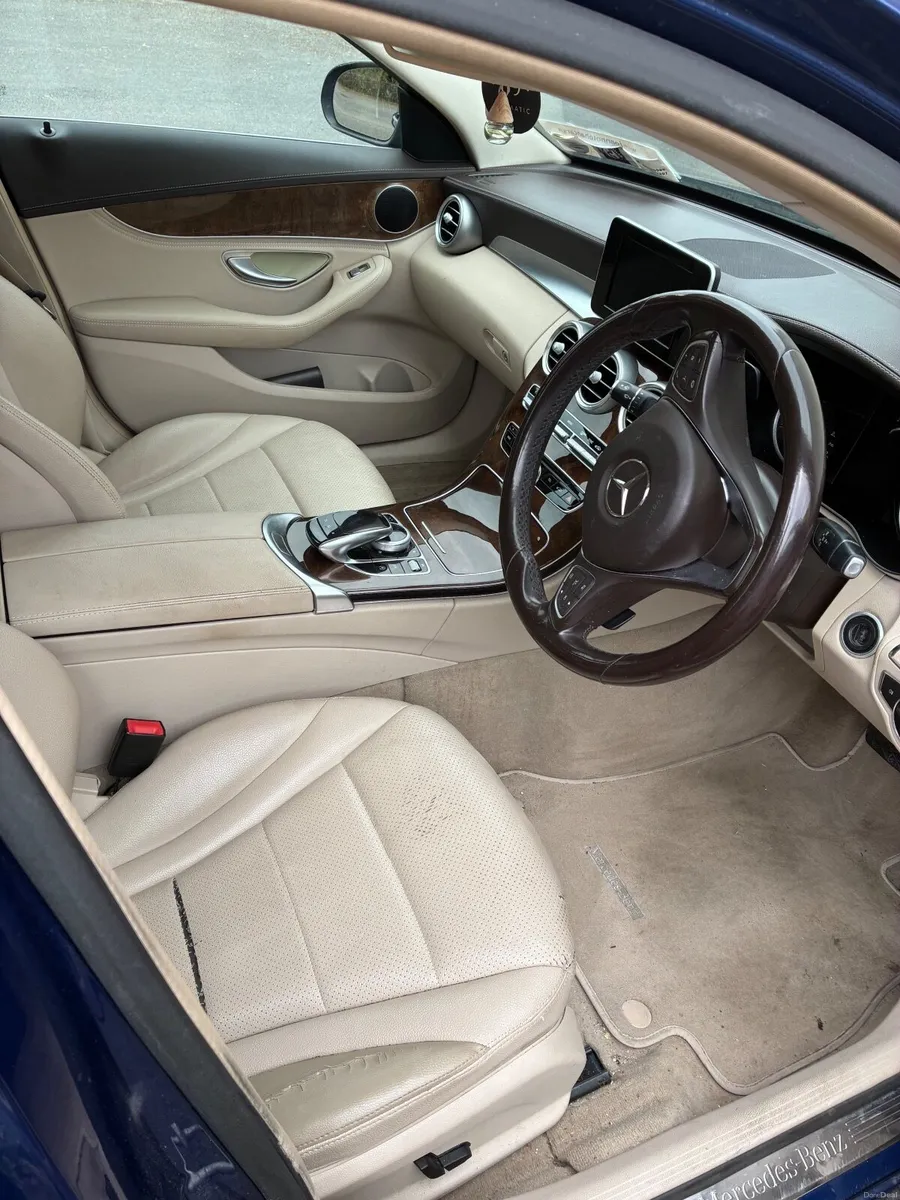 Mercedes-Benz C-Class 2015 - Image 3