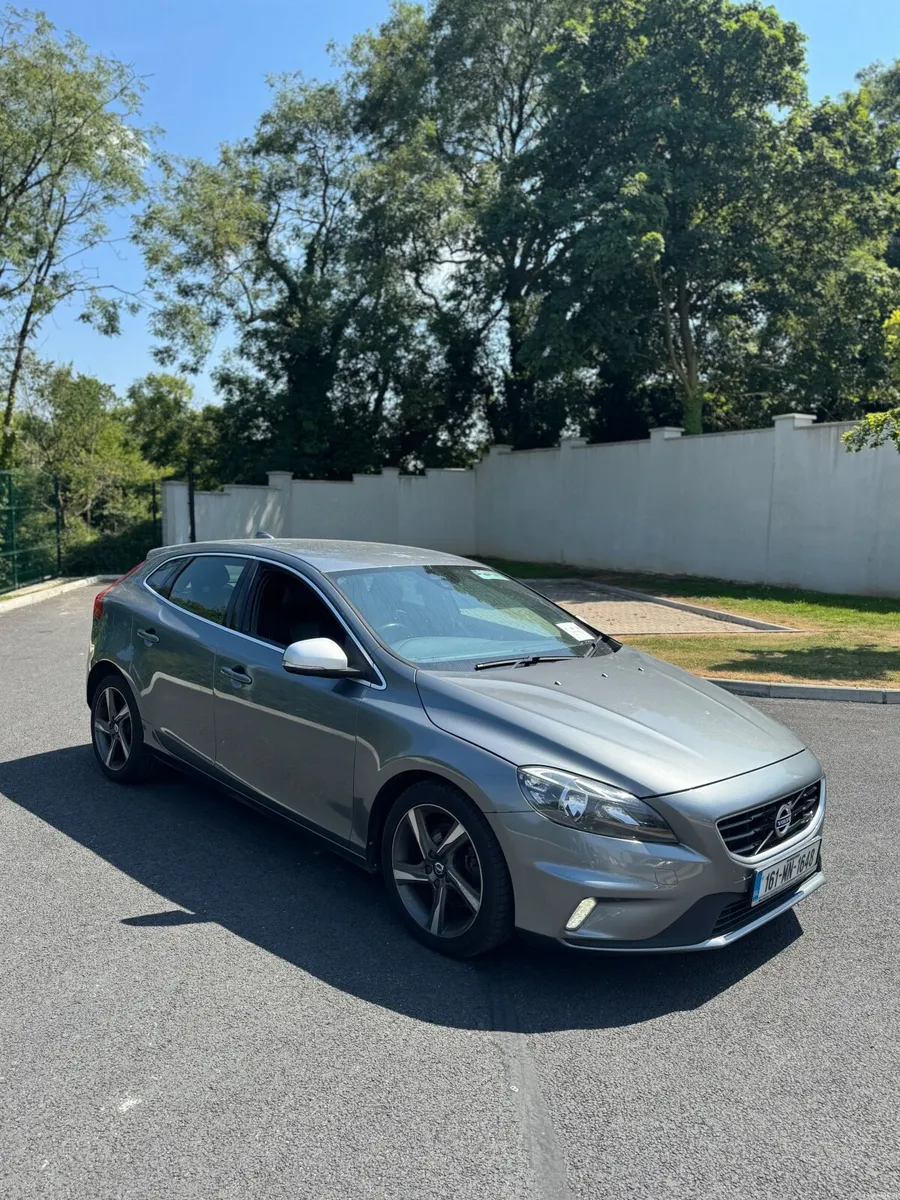 Volvo V40 2.0 D2 R-Design 2016 New NCT - Image 4