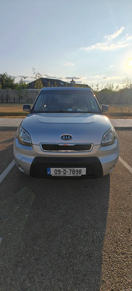 Car - Image 3