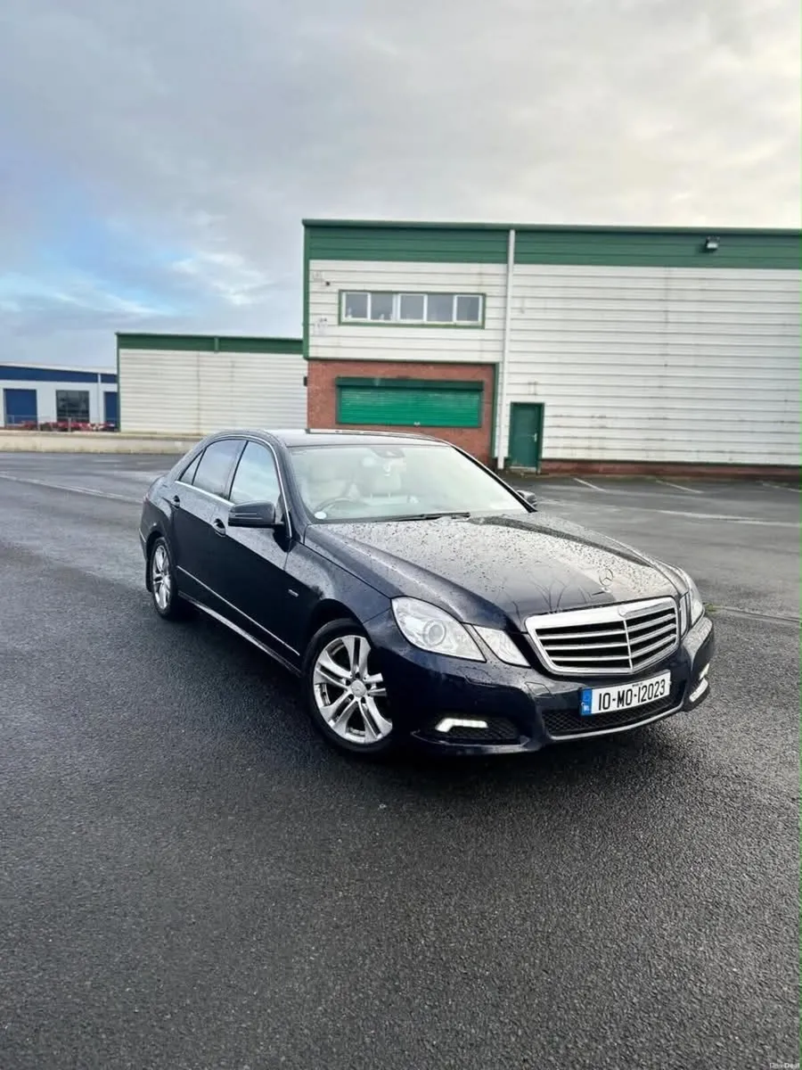 Mercedes-Benz E350 - Image 1