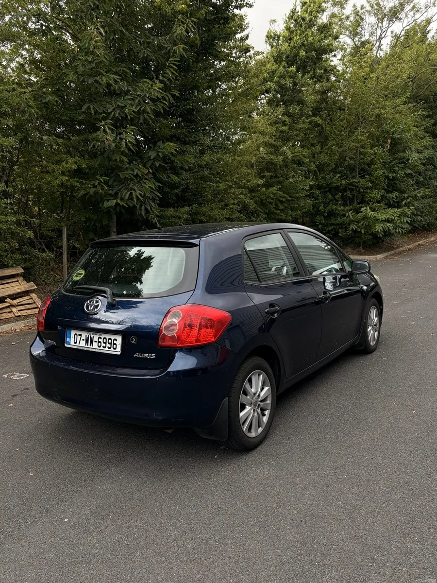 Toyota Auris - Image 2