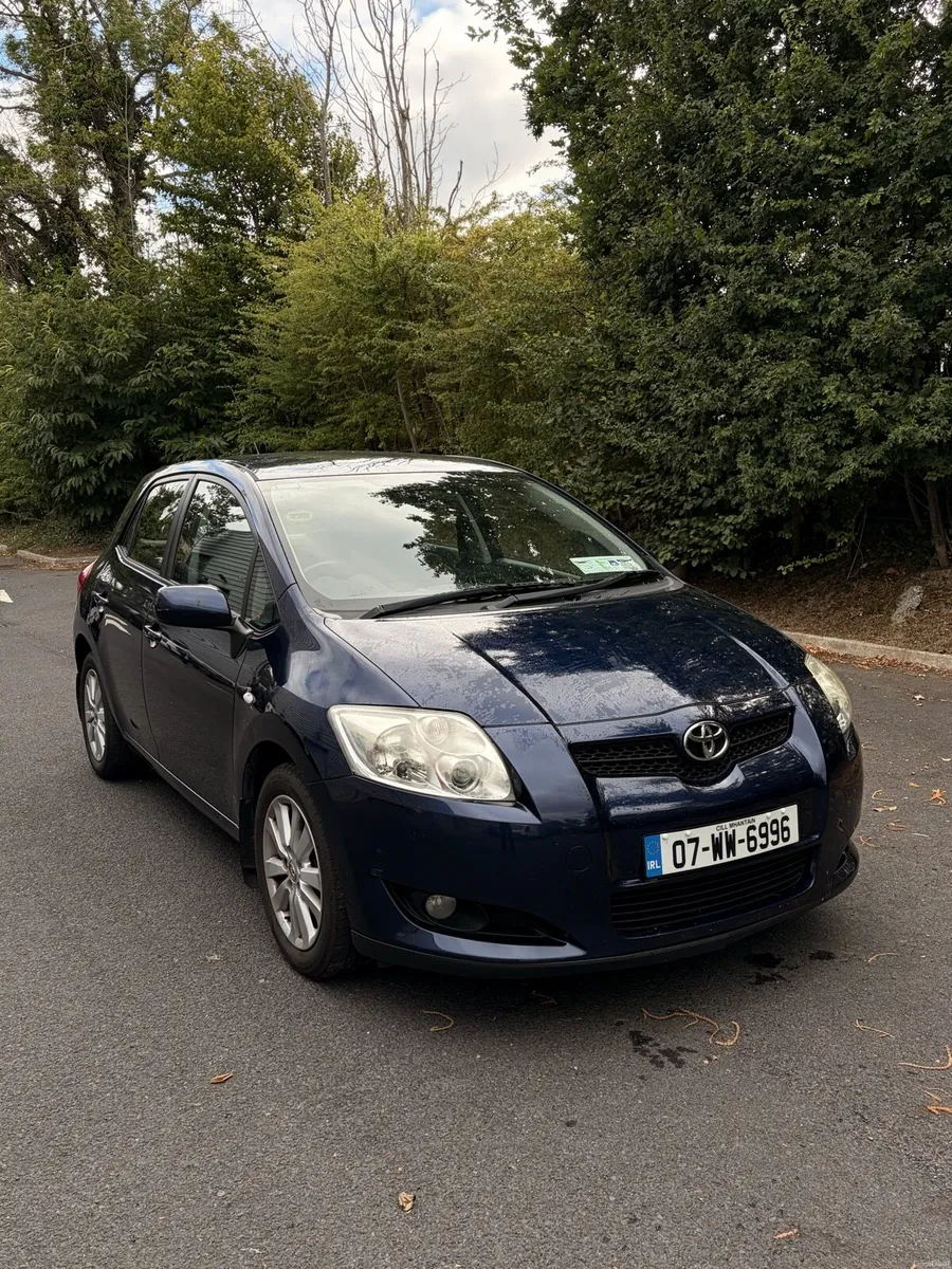 Toyota Auris - Image 1
