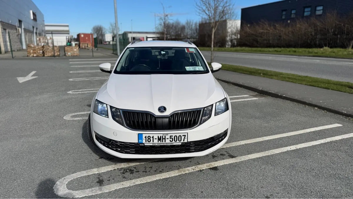 Skoda octavia automatic - Image 1