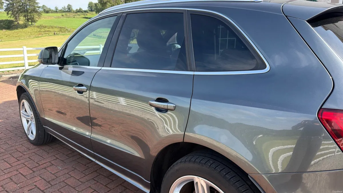2017 Audi Q5 2.0 TDI Q S Line Plus Manual - Image 2