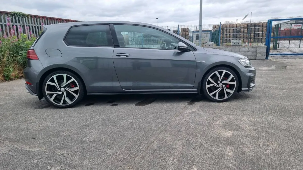 Volkswagen Golf Gtd "MINT" Deposit taken - Image 5