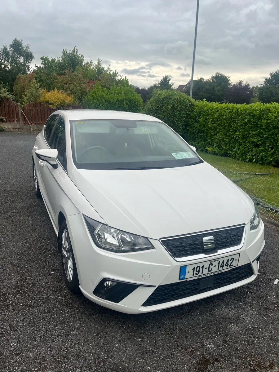 White Seat Ibiza - Image 1