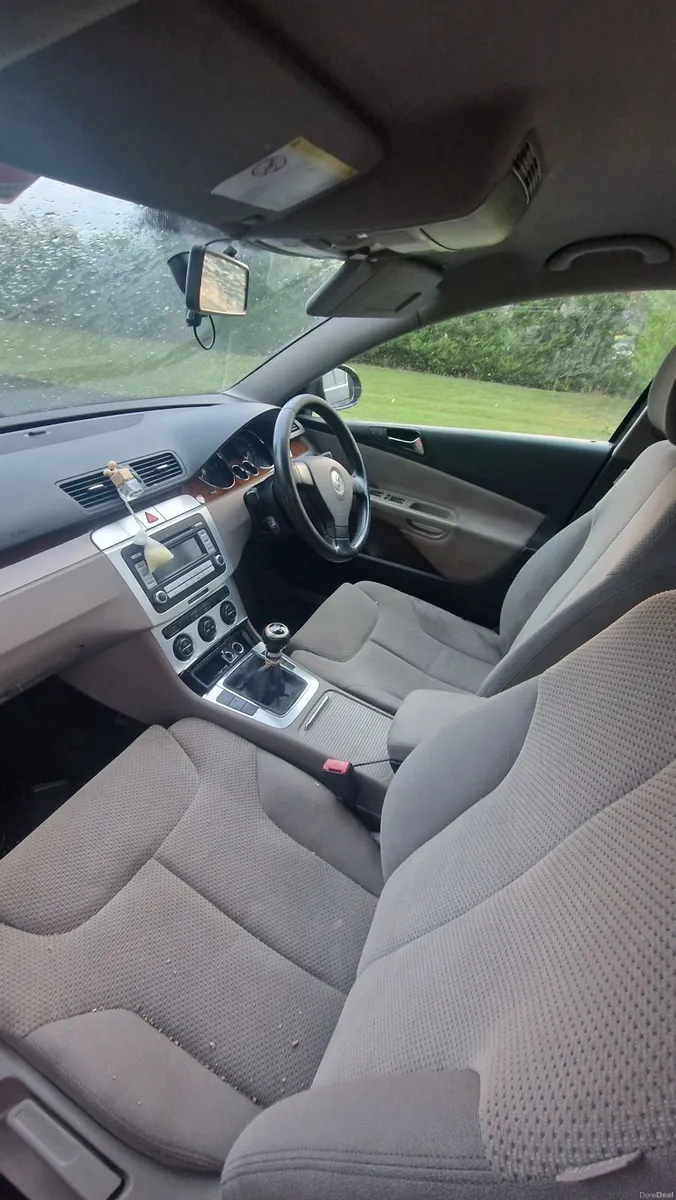 Volkswagen Passat 2008 - Image 5