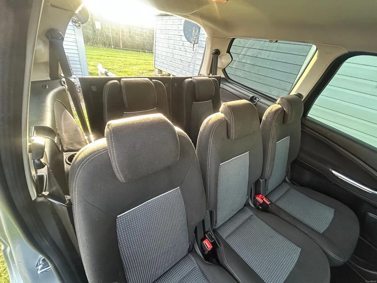 Ford Galaxy New Nct and taxed ready to go. - Image 4