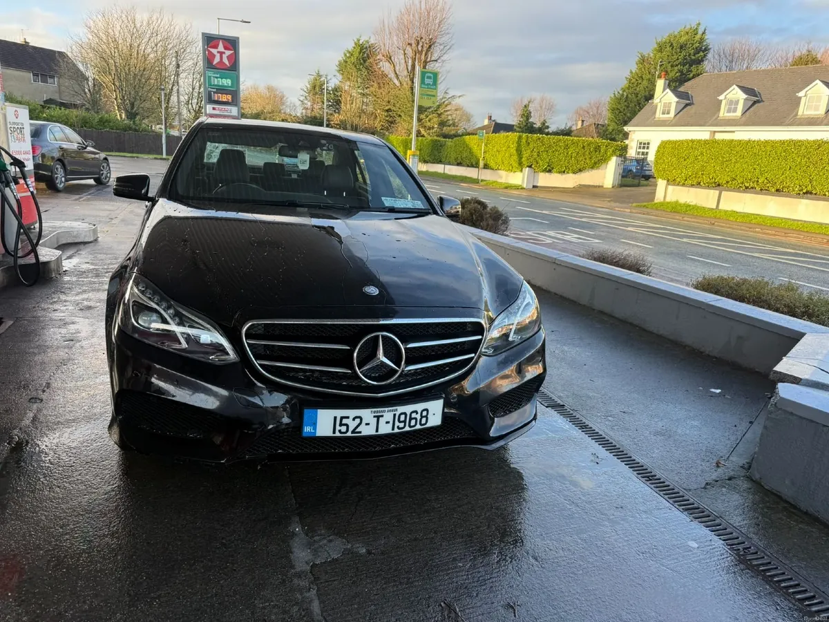 Mercedes-Benz E-Class 2015 - Image 5
