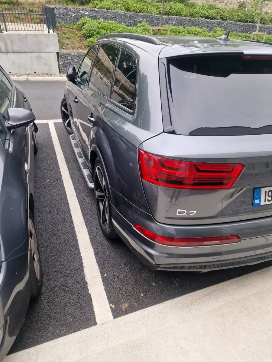 Q7 286 PS  7 seater 150 road tax 50tdi black seri - Image 3
