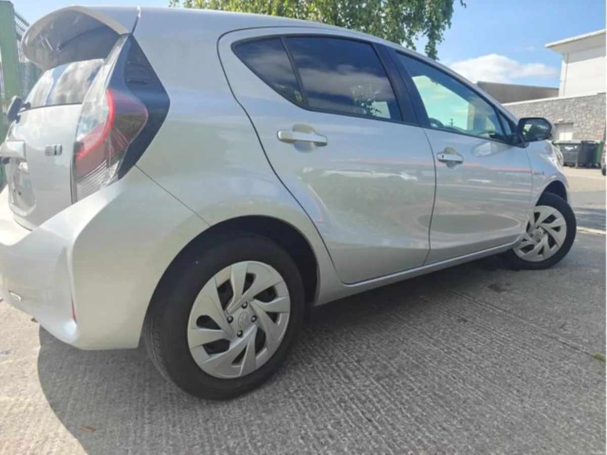 Toyota Aqua 1 YEAR NATIONAL WARRANTY - Image 3