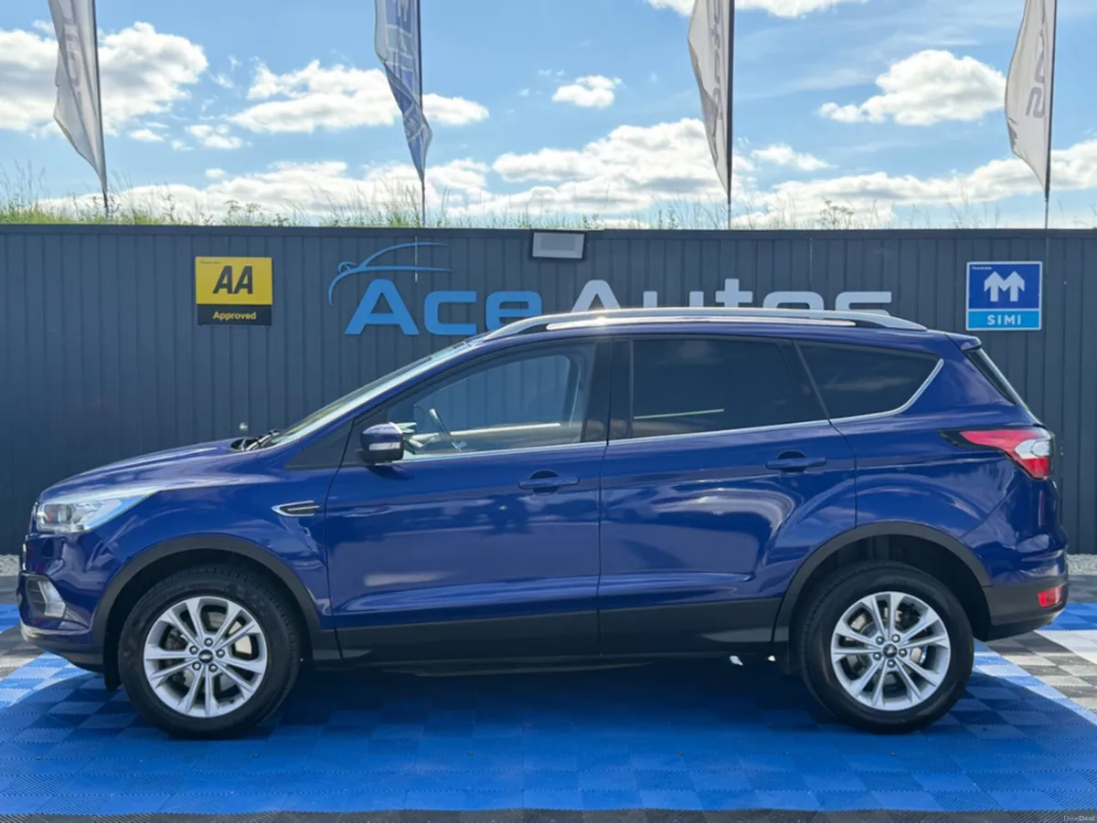 Ford Kuga TITANIUM - 1.5L DIESEL - MANUAL - 12M WA - Image 4