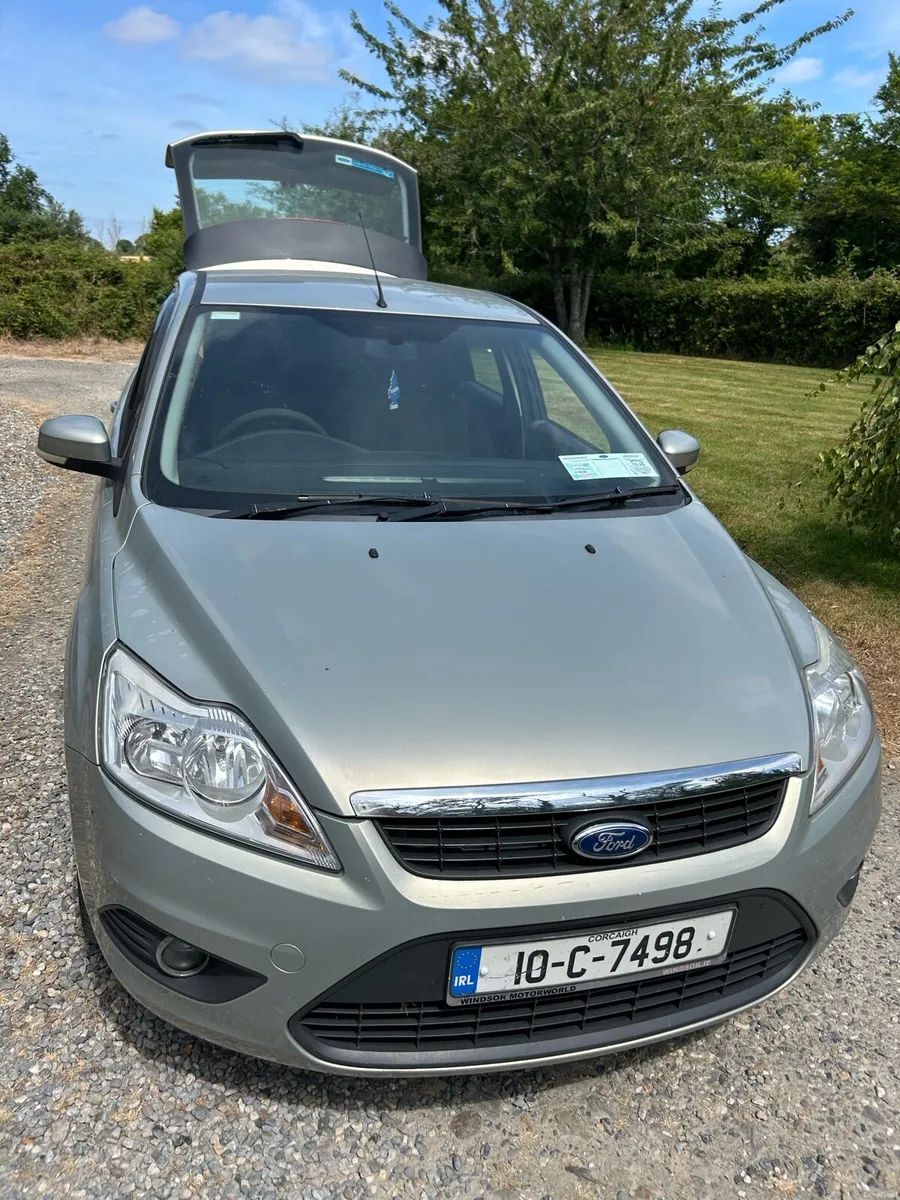 Ford Focus 1.6 2010 - Image 1