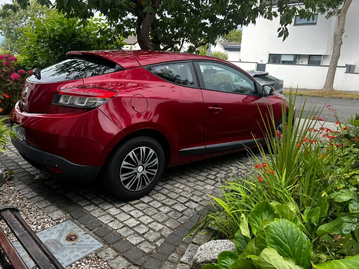 Renault Megane Coupe 2010 - Image 4