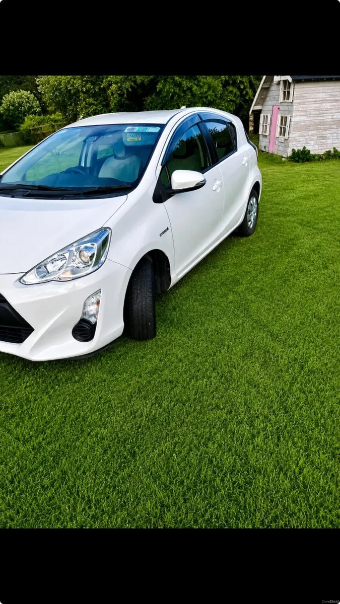 Toyota Aqua - Image 2