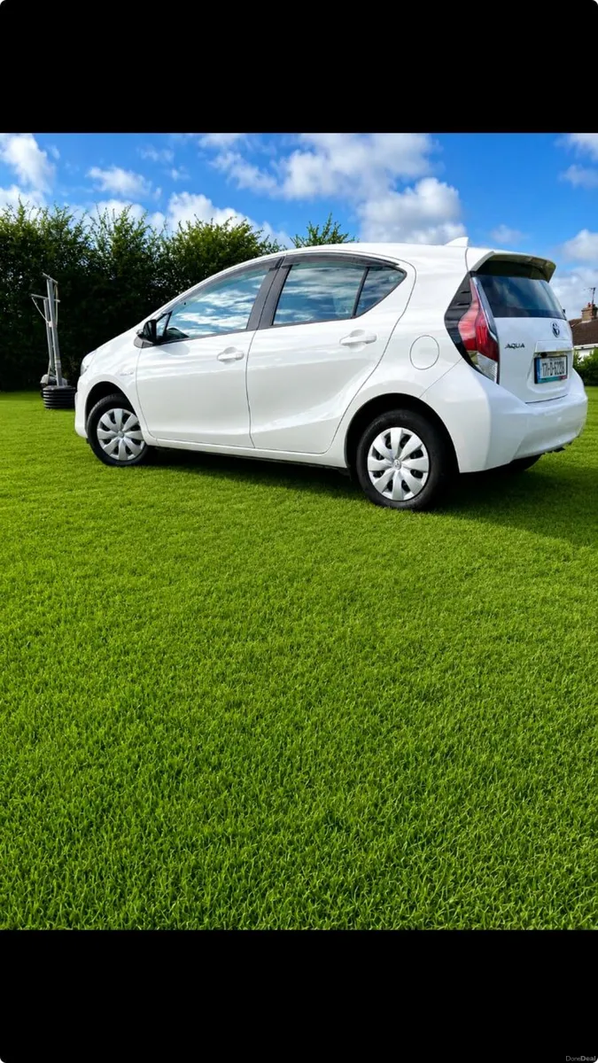 Toyota Aqua - Image 4