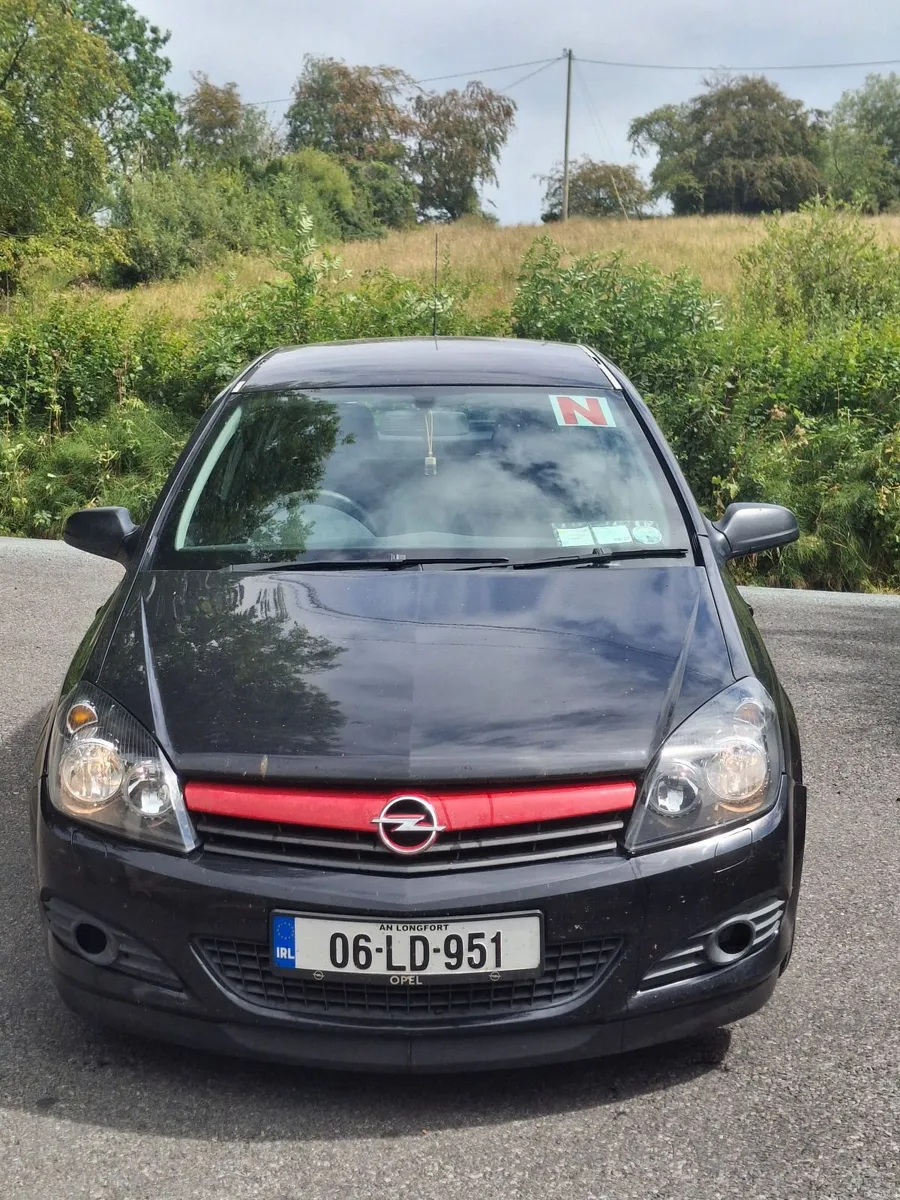 Opel Astra H for Breaking - Image 1