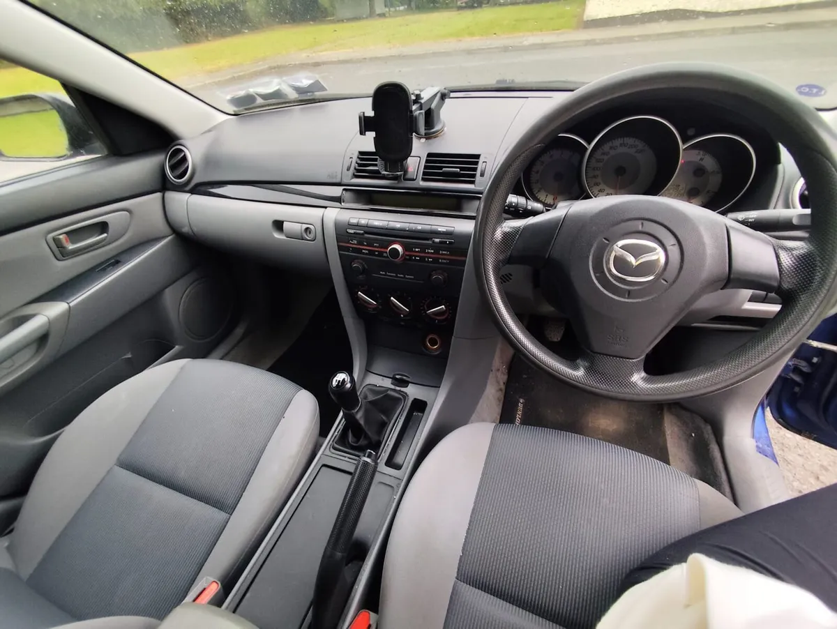 Mazda 3 - Image 5