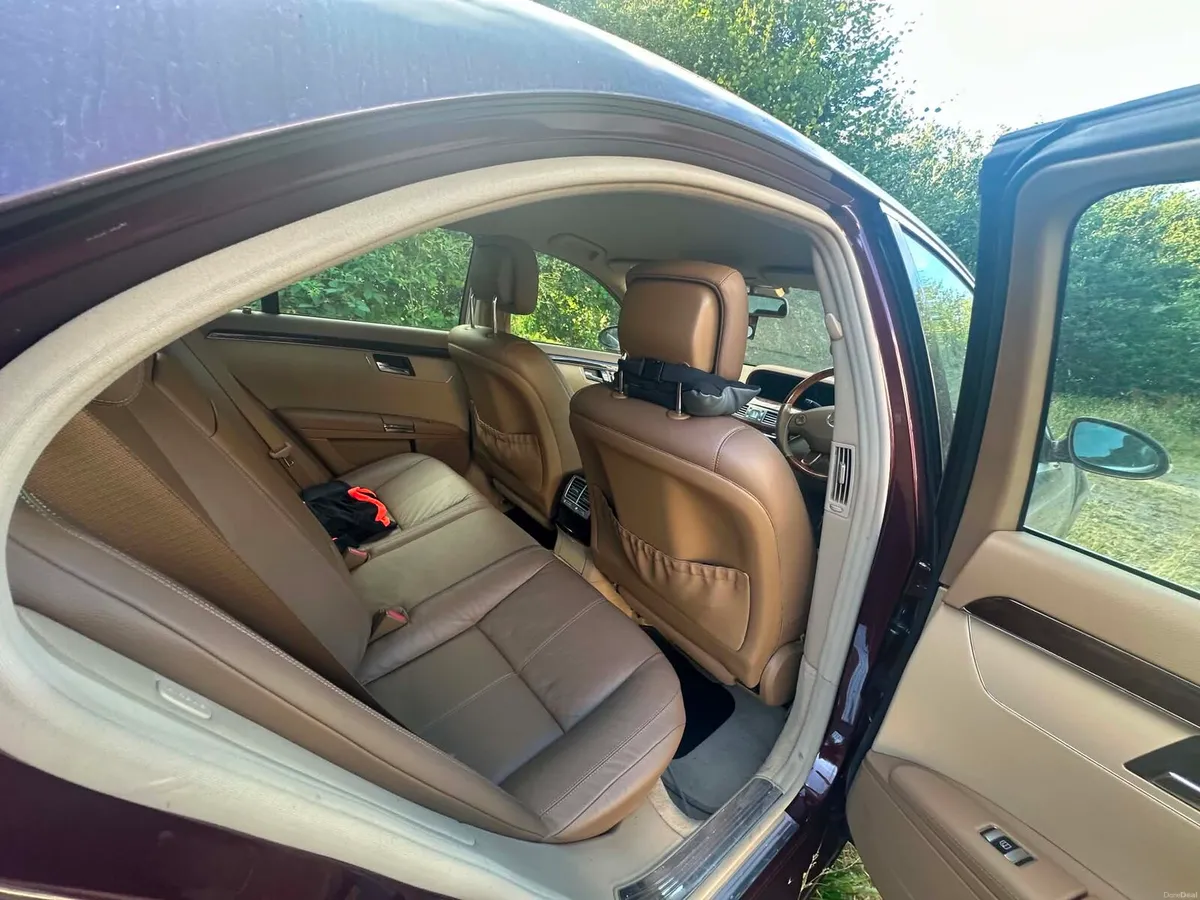 Mercedes w221 s320. - Image 6