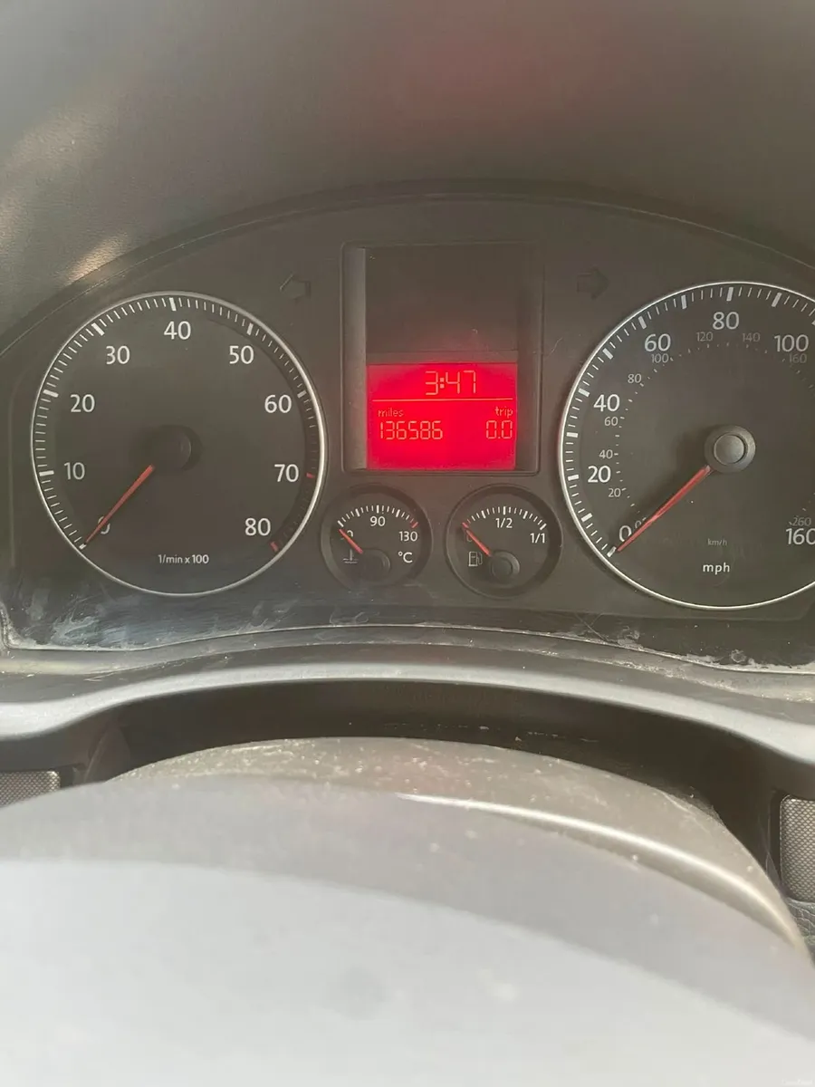 Volkswagen Golf 2004 - Image 3